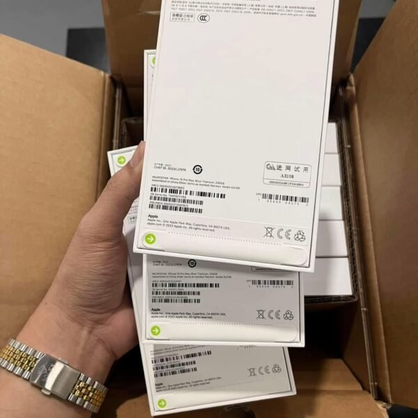 iPhone 15 Pro Max Pallets - Image 4